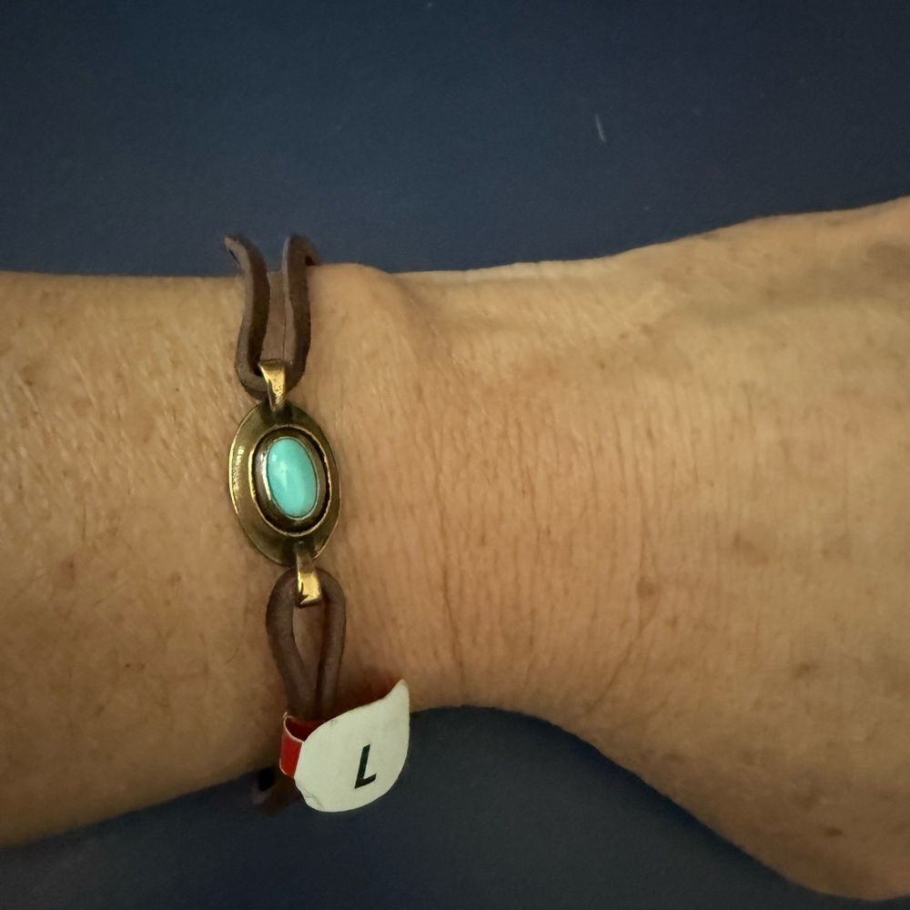 James Avery Leather Bracelet with Turquoise Stone. Retired. NWT - Picture 2 of 5